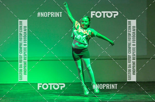 Buy your photos of the eventApresentao de dana  da Escola Uruguai na Escola Rainha do Brasil on Fotop