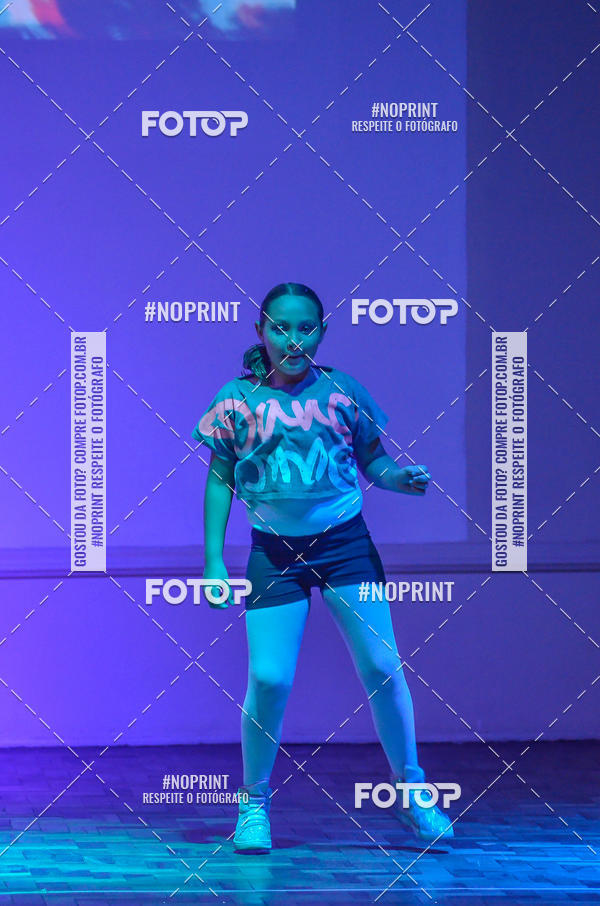 Buy your photos of the eventApresentao de dana  da Escola Uruguai na Escola Rainha do Brasil on Fotop