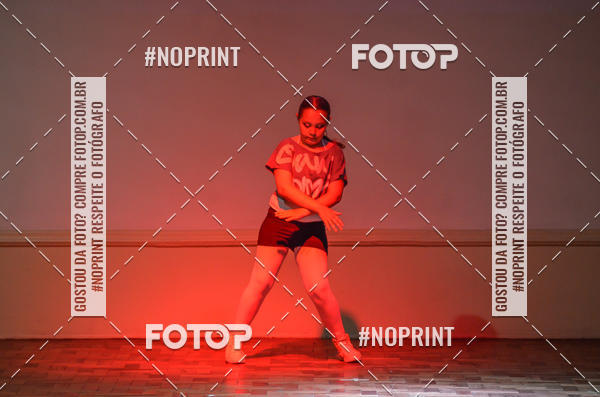 Buy your photos of the eventApresentao de dana  da Escola Uruguai na Escola Rainha do Brasil on Fotop