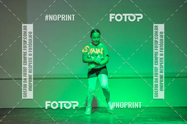 Buy your photos of the eventApresentao de dana  da Escola Uruguai na Escola Rainha do Brasil on Fotop