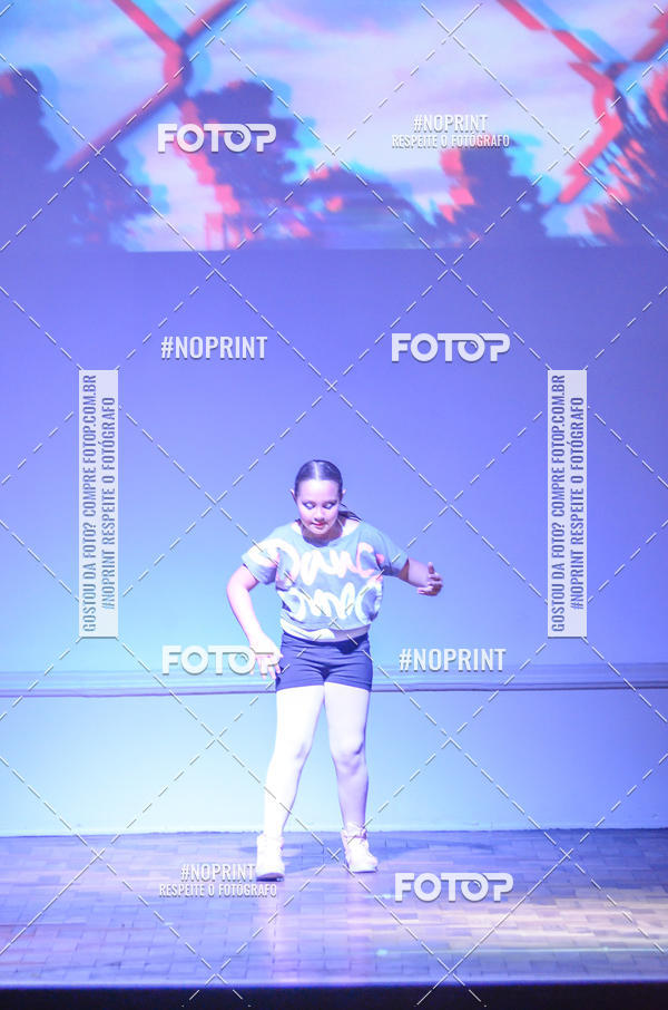 Buy your photos of the eventApresentao de dana  da Escola Uruguai na Escola Rainha do Brasil on Fotop