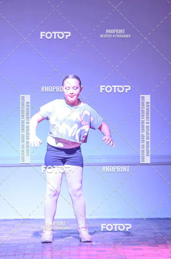 Buy your photos of the eventApresentao de dana  da Escola Uruguai na Escola Rainha do Brasil on Fotop