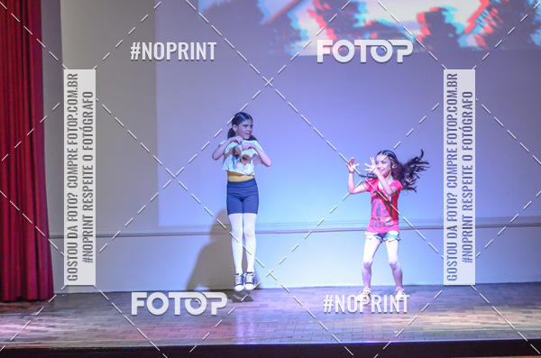 Buy your photos of the eventApresentao de dana  da Escola Uruguai na Escola Rainha do Brasil on Fotop