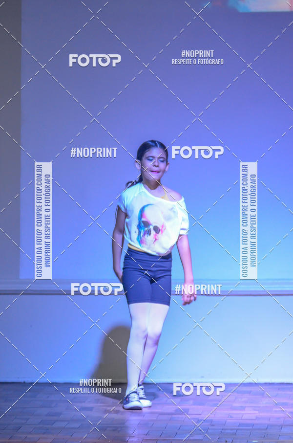 Buy your photos of the eventApresentao de dana  da Escola Uruguai na Escola Rainha do Brasil on Fotop