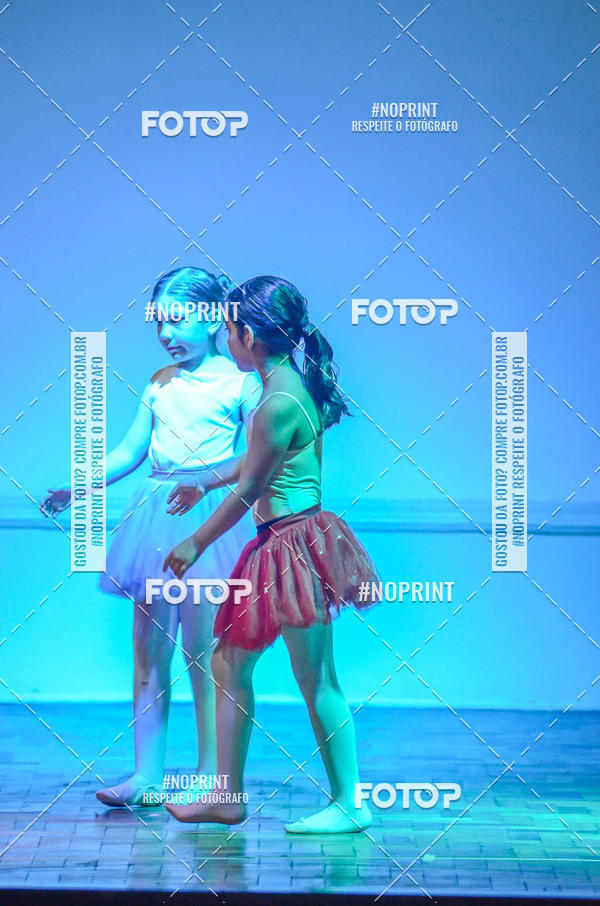 Buy your photos of the eventApresentao de dana  da Escola Uruguai na Escola Rainha do Brasil on Fotop