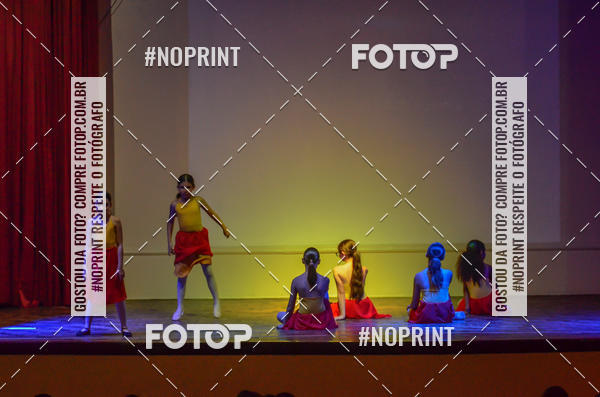 Buy your photos of the eventApresentao de dana  da Escola Uruguai na Escola Rainha do Brasil on Fotop