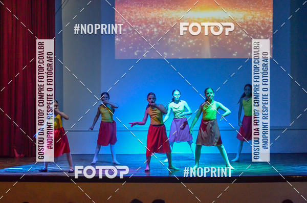 Buy your photos of the eventApresentao de dana  da Escola Uruguai na Escola Rainha do Brasil on Fotop