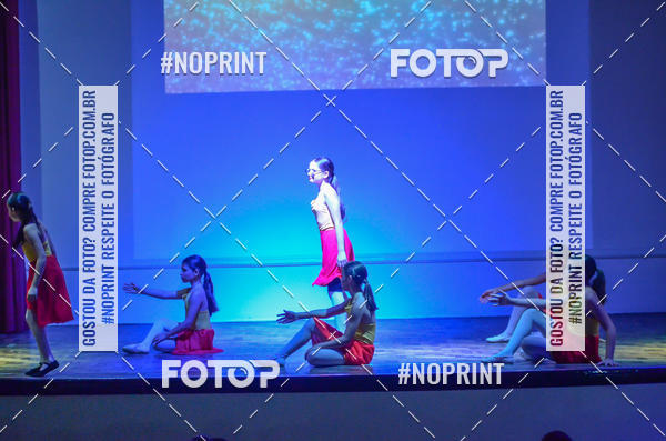 Buy your photos of the eventApresentao de dana  da Escola Uruguai na Escola Rainha do Brasil on Fotop