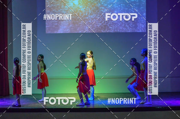 Buy your photos of the eventApresentao de dana  da Escola Uruguai na Escola Rainha do Brasil on Fotop