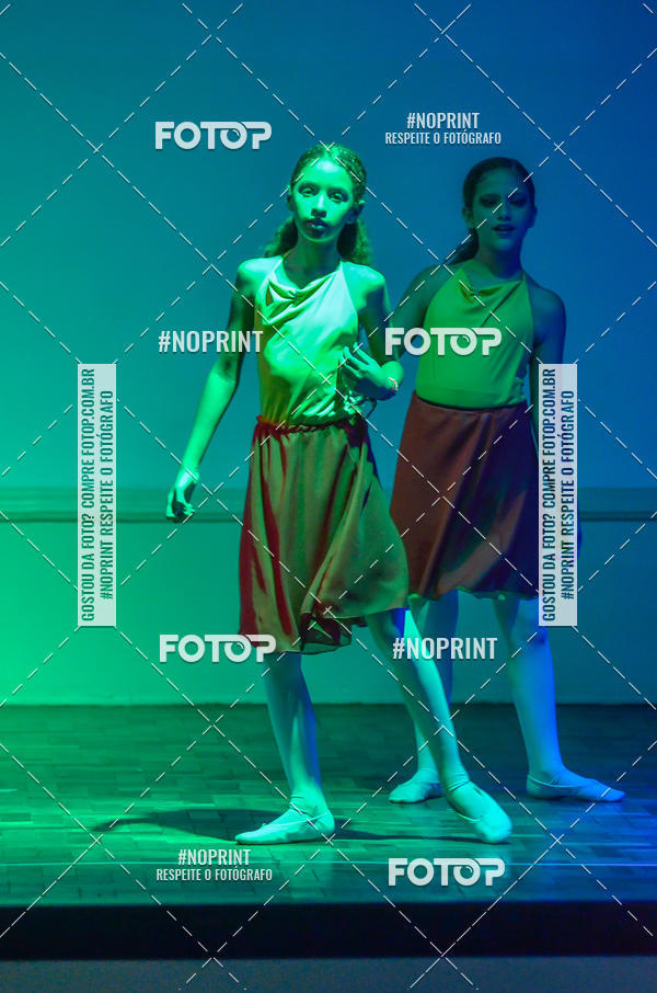 Buy your photos of the eventApresentao de dana  da Escola Uruguai na Escola Rainha do Brasil on Fotop