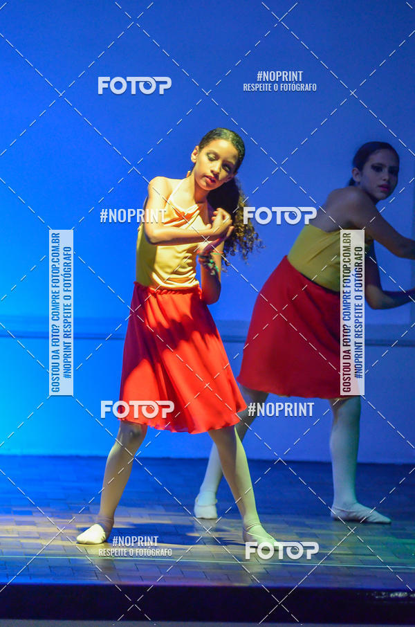 Buy your photos of the eventApresentao de dana  da Escola Uruguai na Escola Rainha do Brasil on Fotop