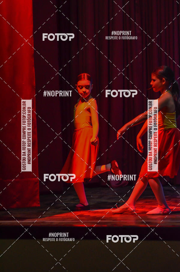 Buy your photos of the eventApresentao de dana  da Escola Uruguai na Escola Rainha do Brasil on Fotop