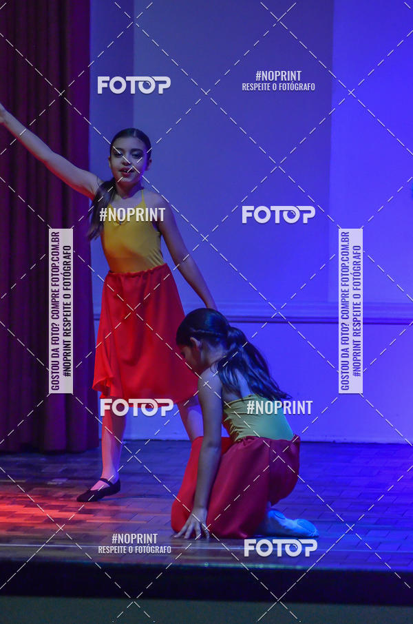 Buy your photos of the eventApresentao de dana  da Escola Uruguai na Escola Rainha do Brasil on Fotop