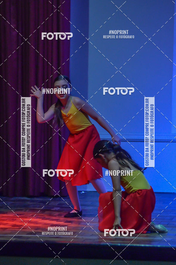 Buy your photos of the eventApresentao de dana  da Escola Uruguai na Escola Rainha do Brasil on Fotop
