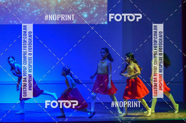 Buy your photos of the eventApresentao de dana  da Escola Uruguai na Escola Rainha do Brasil on Fotop
