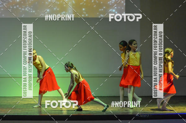 Buy your photos of the eventApresentao de dana  da Escola Uruguai na Escola Rainha do Brasil on Fotop