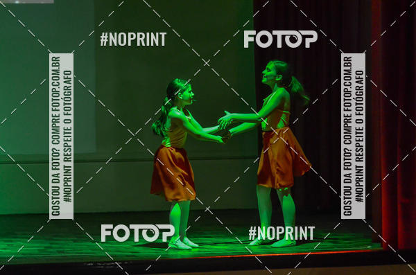 Buy your photos of the eventApresentao de dana  da Escola Uruguai na Escola Rainha do Brasil on Fotop