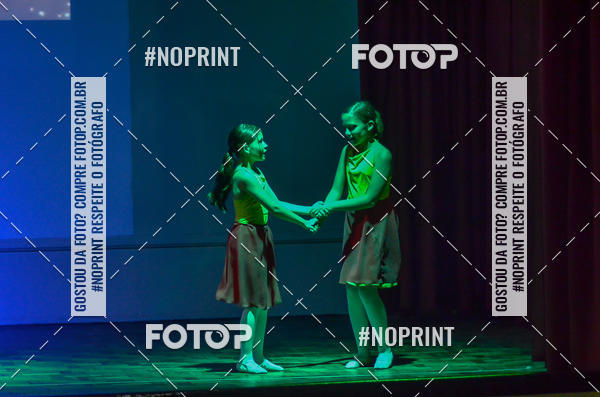 Buy your photos of the eventApresentao de dana  da Escola Uruguai na Escola Rainha do Brasil on Fotop