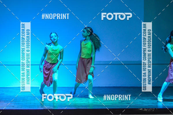 Buy your photos of the eventApresentao de dana  da Escola Uruguai na Escola Rainha do Brasil on Fotop