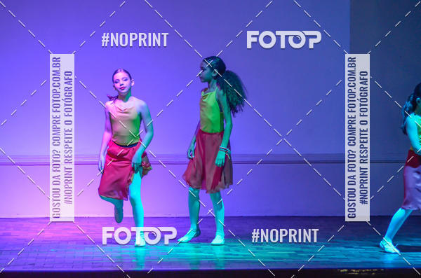 Buy your photos of the eventApresentao de dana  da Escola Uruguai na Escola Rainha do Brasil on Fotop