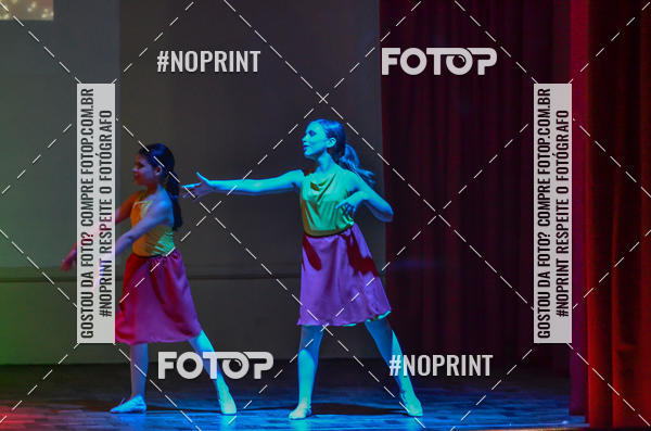 Buy your photos of the eventApresentao de dana  da Escola Uruguai na Escola Rainha do Brasil on Fotop