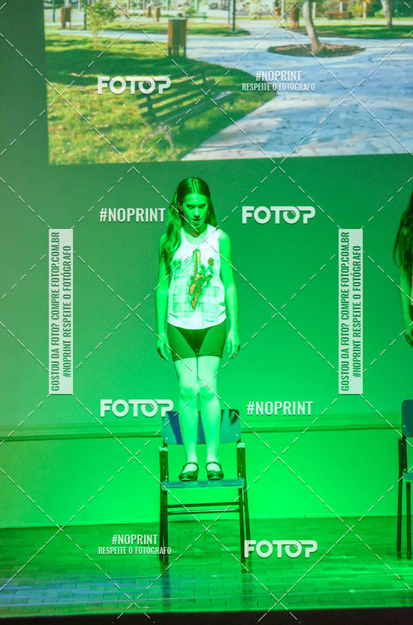 Buy your photos of the eventApresentao de dana  da Escola Uruguai na Escola Rainha do Brasil on Fotop