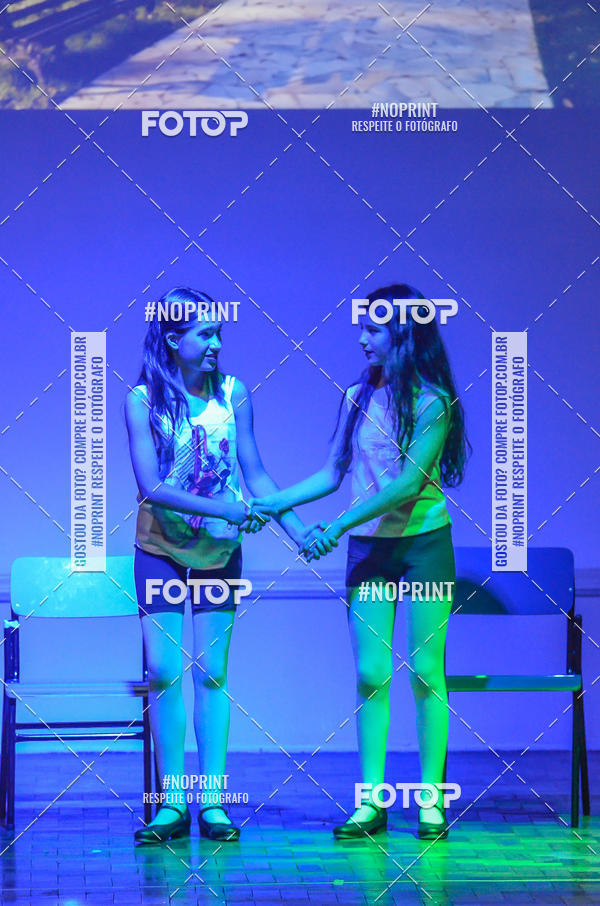 Buy your photos of the eventApresentao de dana  da Escola Uruguai na Escola Rainha do Brasil on Fotop