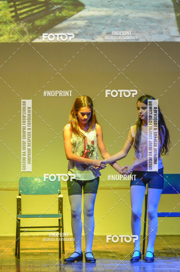 Buy your photos of the eventApresentao de dana  da Escola Uruguai na Escola Rainha do Brasil on Fotop