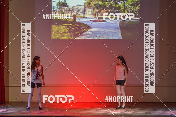 Buy your photos of the eventApresentao de dana  da Escola Uruguai na Escola Rainha do Brasil on Fotop