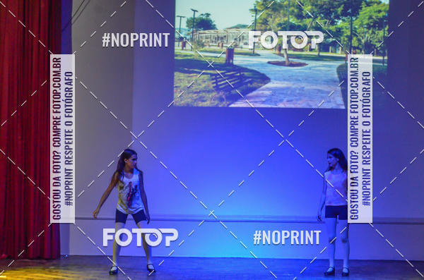 Buy your photos of the eventApresentao de dana  da Escola Uruguai na Escola Rainha do Brasil on Fotop