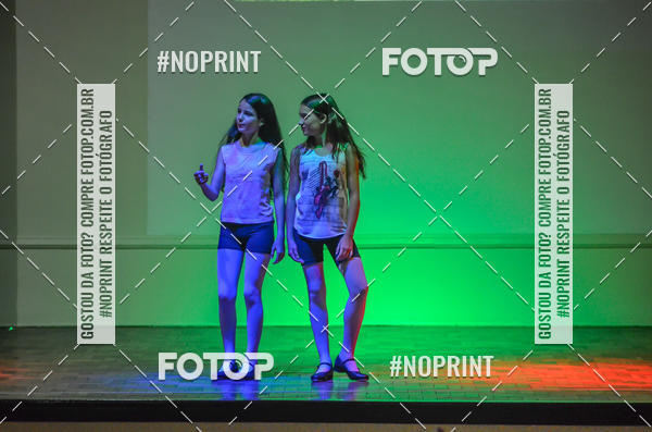 Buy your photos of the eventApresentao de dana  da Escola Uruguai na Escola Rainha do Brasil on Fotop