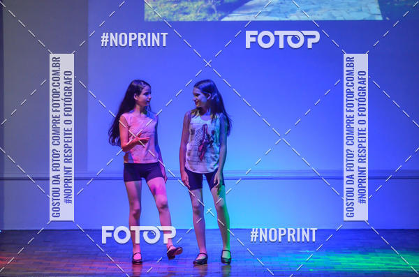 Buy your photos of the eventApresentao de dana  da Escola Uruguai na Escola Rainha do Brasil on Fotop