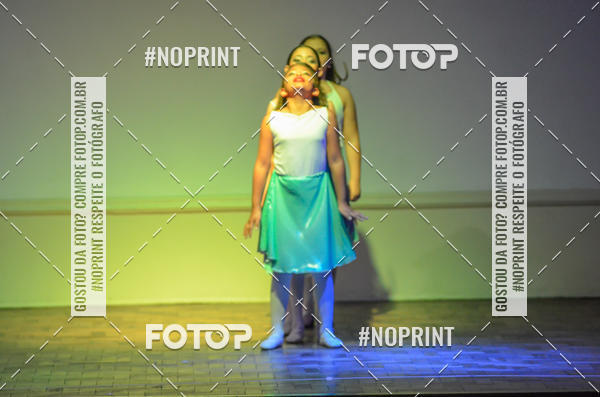 Buy your photos of the eventApresentao de dana  da Escola Uruguai na Escola Rainha do Brasil on Fotop