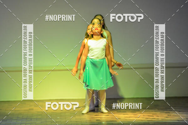 Buy your photos of the eventApresentao de dana  da Escola Uruguai na Escola Rainha do Brasil on Fotop