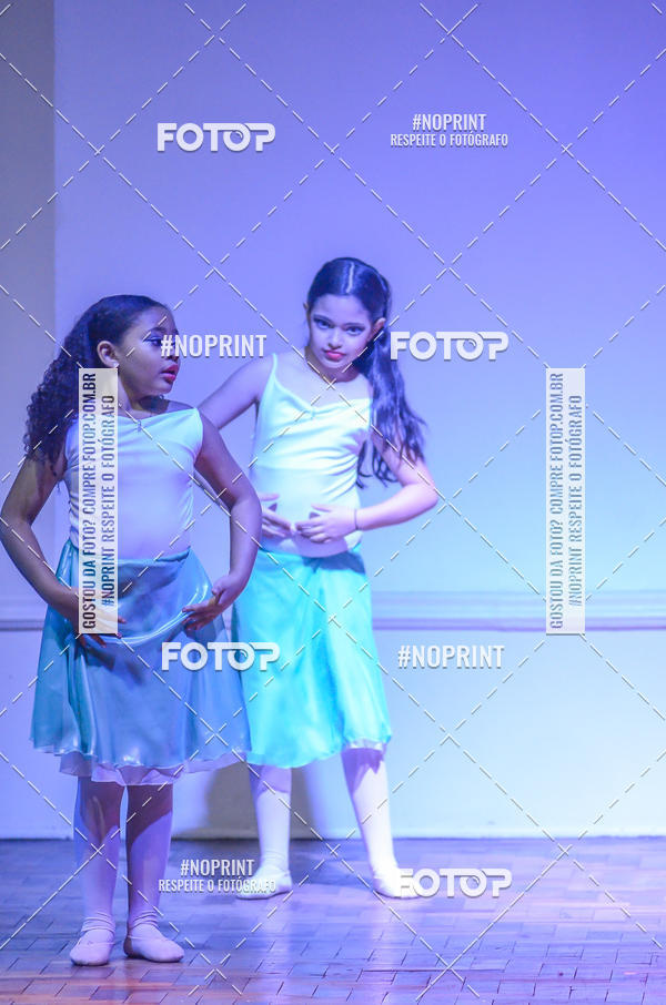 Buy your photos of the eventApresentao de dana  da Escola Uruguai na Escola Rainha do Brasil on Fotop