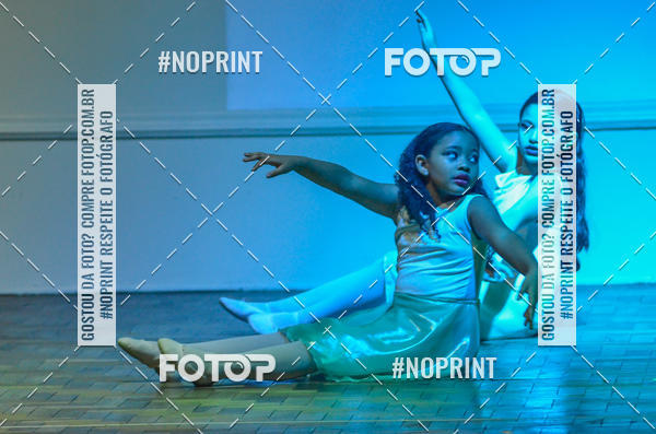Buy your photos of the eventApresentao de dana  da Escola Uruguai na Escola Rainha do Brasil on Fotop