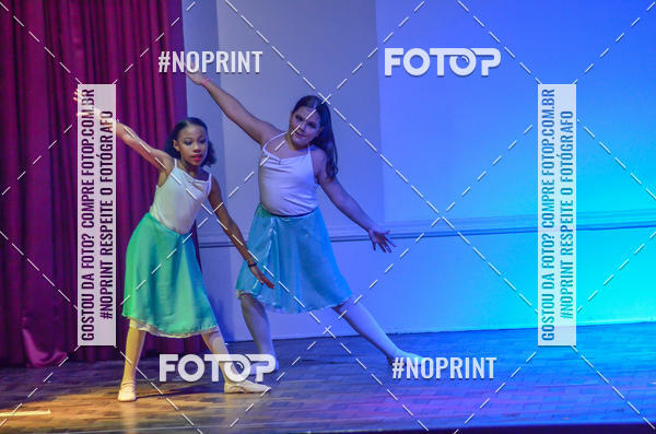 Buy your photos of the eventApresentao de dana  da Escola Uruguai na Escola Rainha do Brasil on Fotop