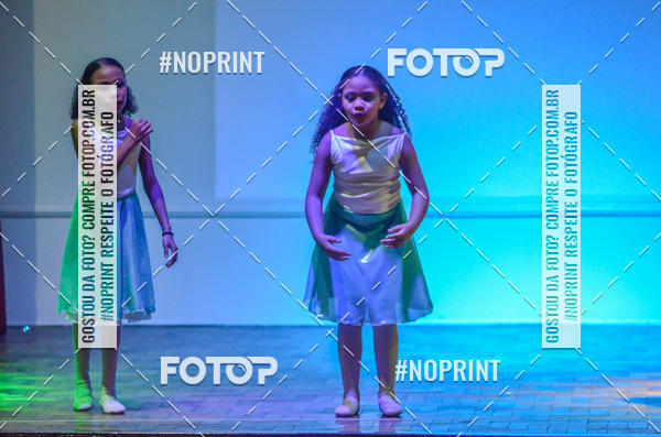Buy your photos of the eventApresentao de dana  da Escola Uruguai na Escola Rainha do Brasil on Fotop
