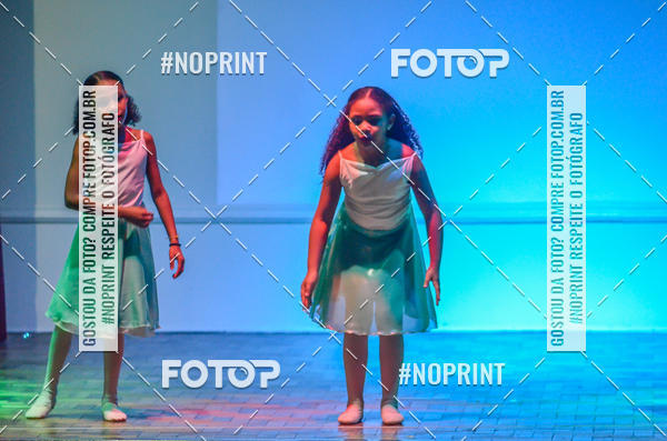 Buy your photos of the eventApresentao de dana  da Escola Uruguai na Escola Rainha do Brasil on Fotop
