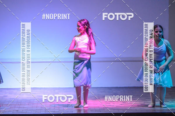 Buy your photos of the eventApresentao de dana  da Escola Uruguai na Escola Rainha do Brasil on Fotop
