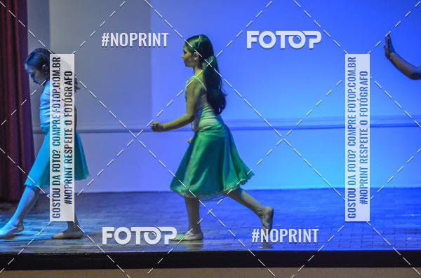 Buy your photos of the eventApresentao de dana  da Escola Uruguai na Escola Rainha do Brasil on Fotop