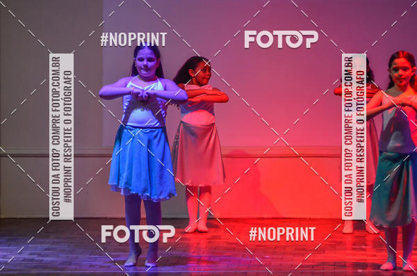 Buy your photos of the eventApresentao de dana  da Escola Uruguai na Escola Rainha do Brasil on Fotop