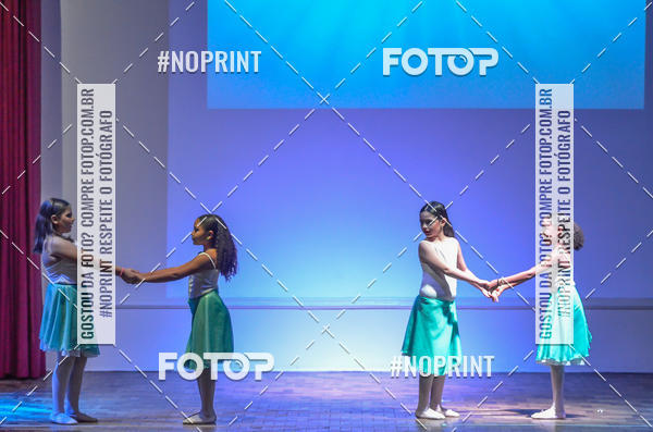 Buy your photos of the eventApresentao de dana  da Escola Uruguai na Escola Rainha do Brasil on Fotop