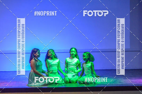 Buy your photos of the eventApresentao de dana  da Escola Uruguai na Escola Rainha do Brasil on Fotop