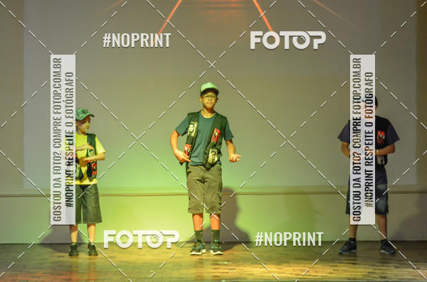 Buy your photos of the eventApresentao de dana  da Escola Uruguai na Escola Rainha do Brasil on Fotop