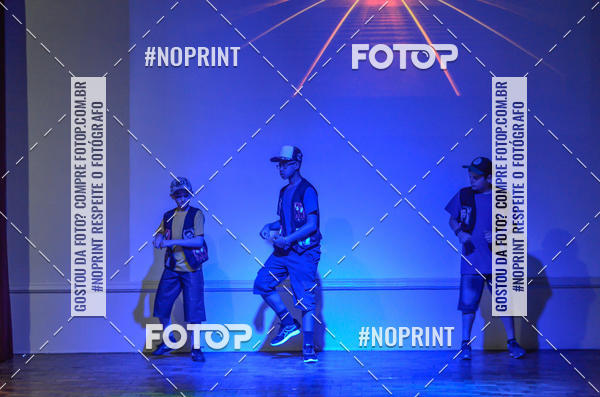 Buy your photos of the eventApresentao de dana  da Escola Uruguai na Escola Rainha do Brasil on Fotop