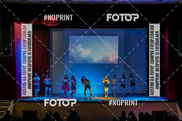 Buy your photos of the eventApresentao de dana  da Escola Uruguai na Escola Rainha do Brasil on Fotop