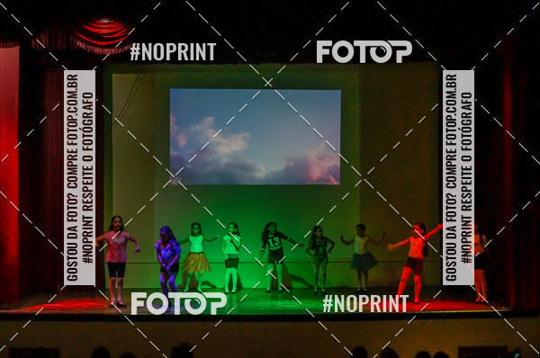 Buy your photos of the eventApresentao de dana  da Escola Uruguai na Escola Rainha do Brasil on Fotop