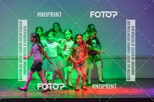 Compre as suas fotos do eventoApresenta��o de dan�a  da Escola Uruguai na Escola Rainha do Brasil no Fotop