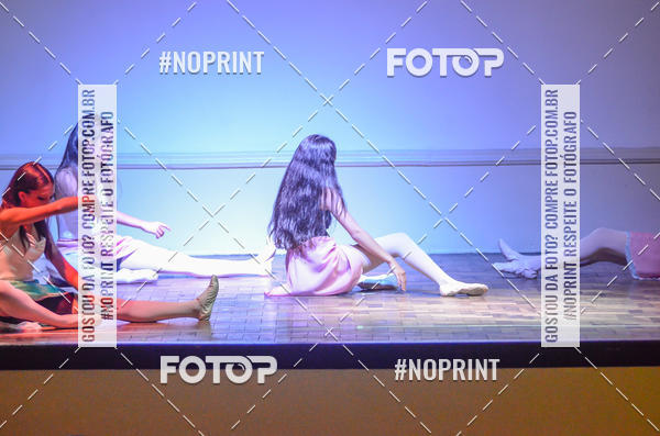 Buy your photos of the eventApresentao de dana  da Escola Uruguai na Escola Rainha do Brasil on Fotop